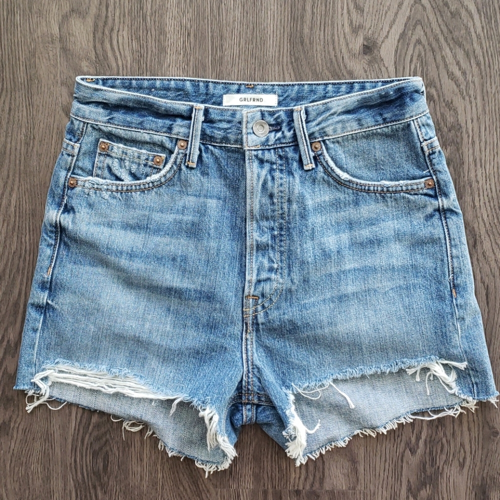 GRLFRND Poppy Short